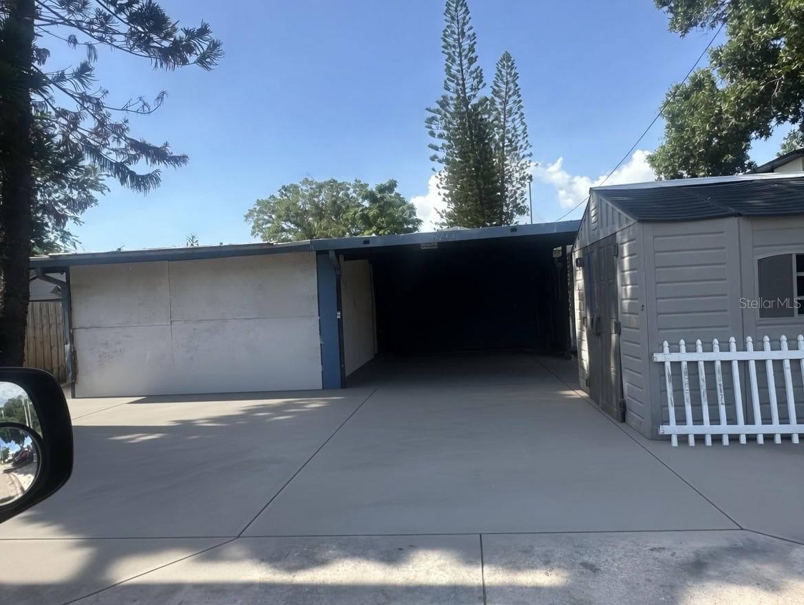 Single Family Residence at 5234 9TH AVE N, ST PETERSBURG, photo 2 of 14