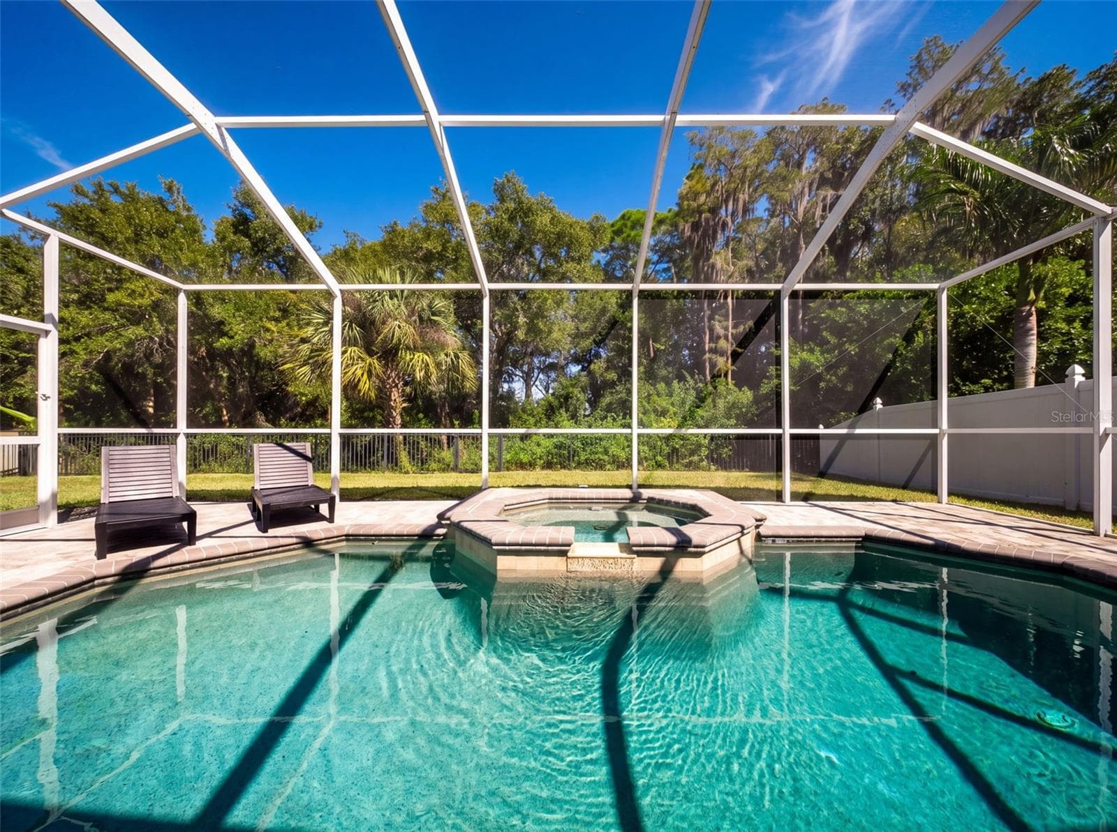 Single Family Residence at 11621 RENAISSANCE VIEW CT, TAMPA, photo 4 of 86