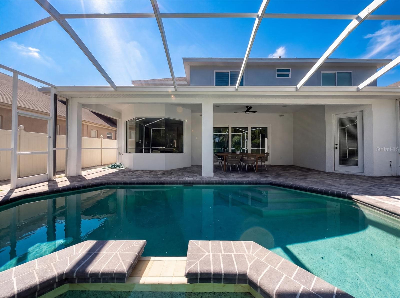 Single Family Residence at 11621 RENAISSANCE VIEW CT, TAMPA, photo 5 of 86
