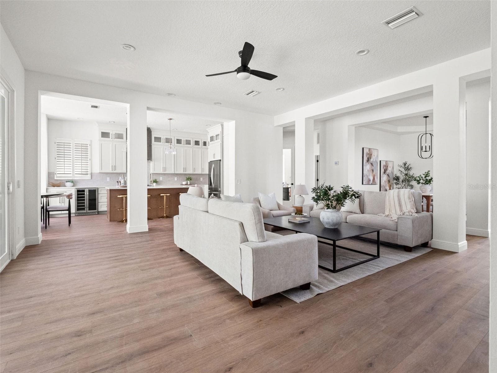 Single Family Residence at 11621 RENAISSANCE VIEW CT, TAMPA, photo 14 of 86