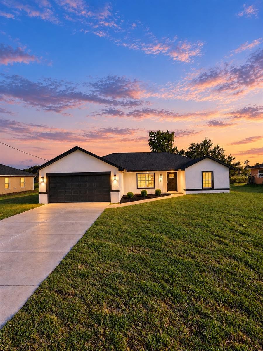 Single Family Residence at 115 JUNIPER CIR, OCALA, photo 2 of 35