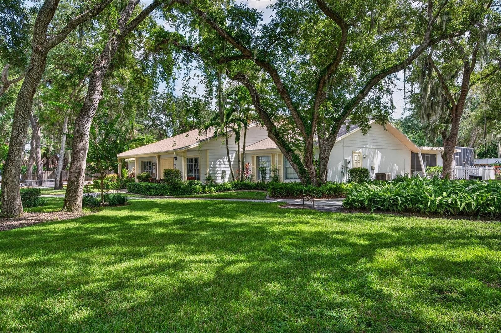 Villa at 4206 OAKHURST CIR E #3075, SARASOTA, photo 62 of 76
