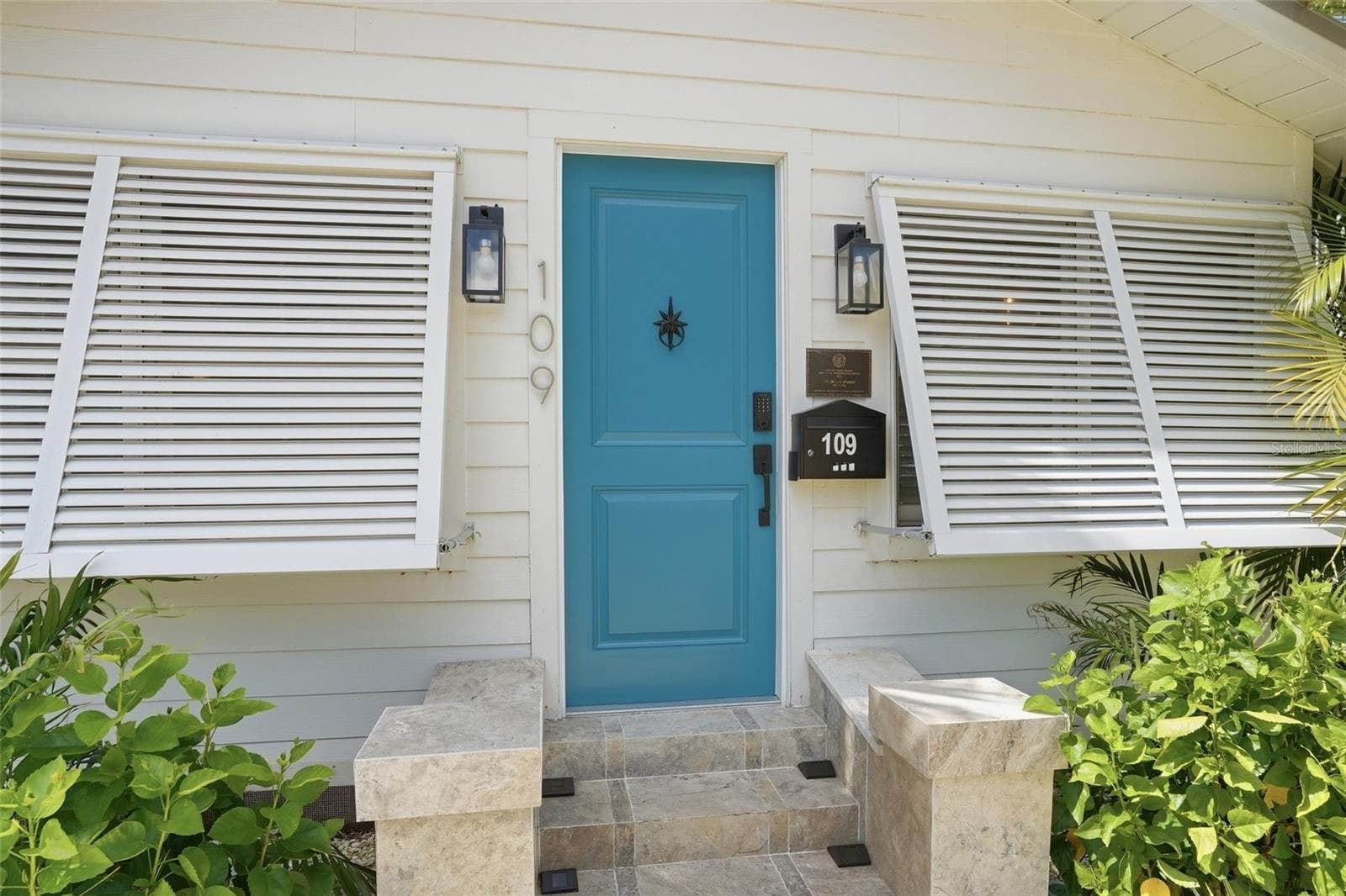 Single Family Residence at 109 DOLLY ST, PUNTA GORDA, photo 4 of 81