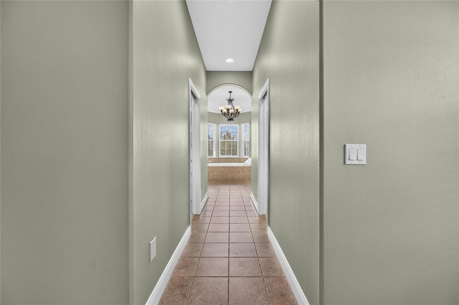 His and Her Custom Closets - 6408 WALKERS GLEN DR, LAKELAND