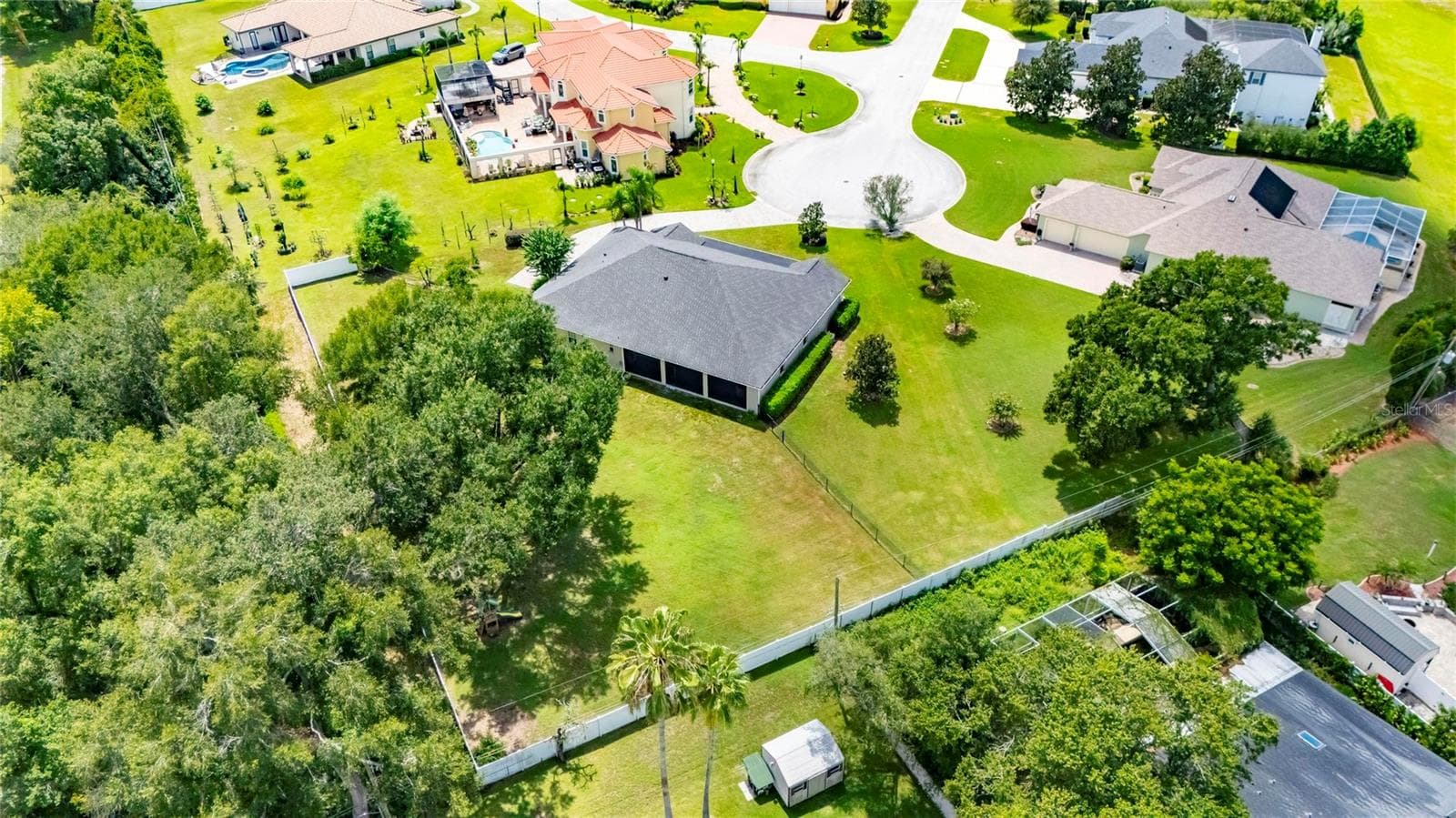 Single Family Residence at 6408 WALKERS GLEN DR, LAKELAND, photo 154 of 179