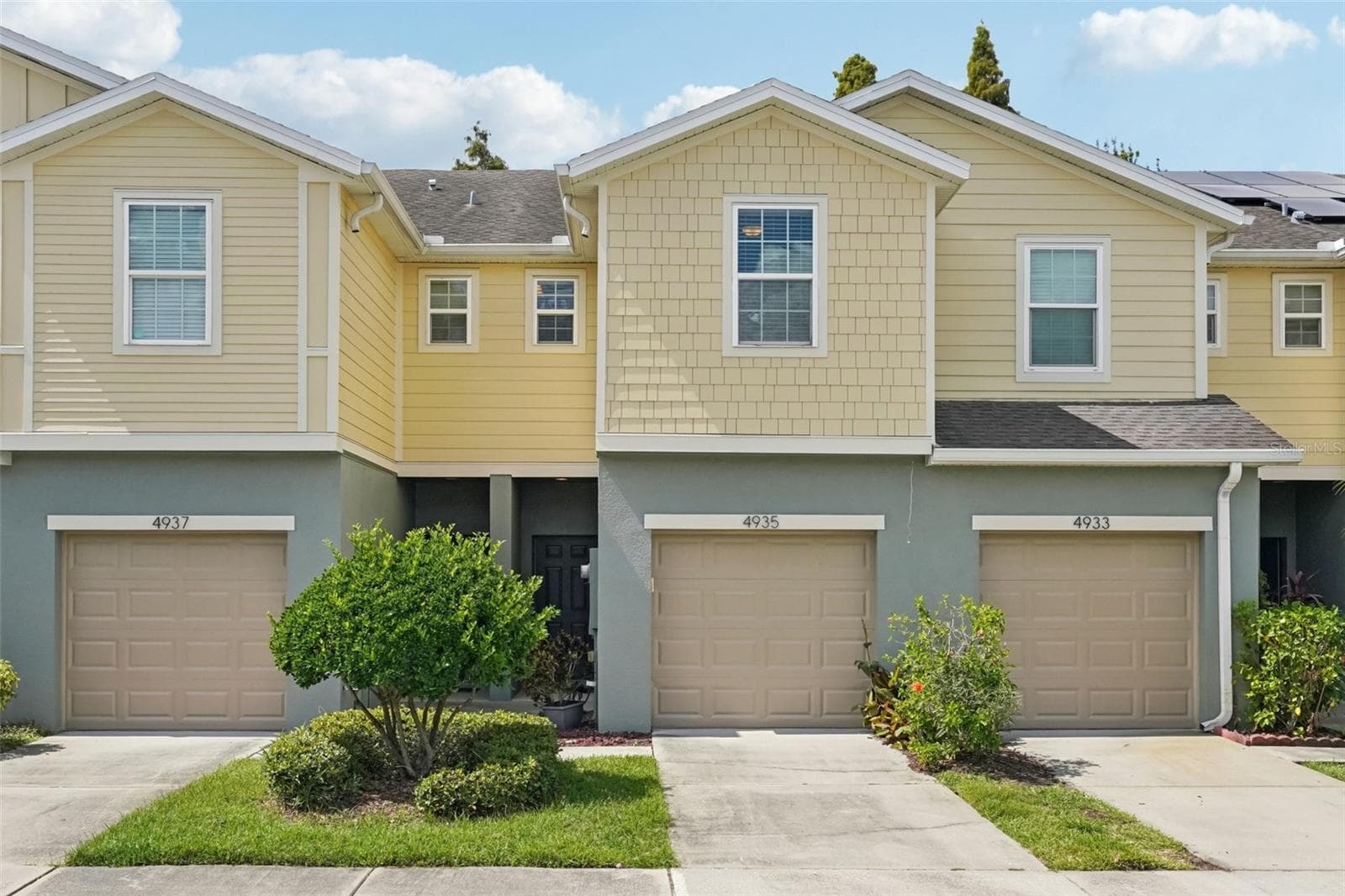 Townhouse at 4935 WHITE SANDERLING CT, TAMPA, photo 2 of 49