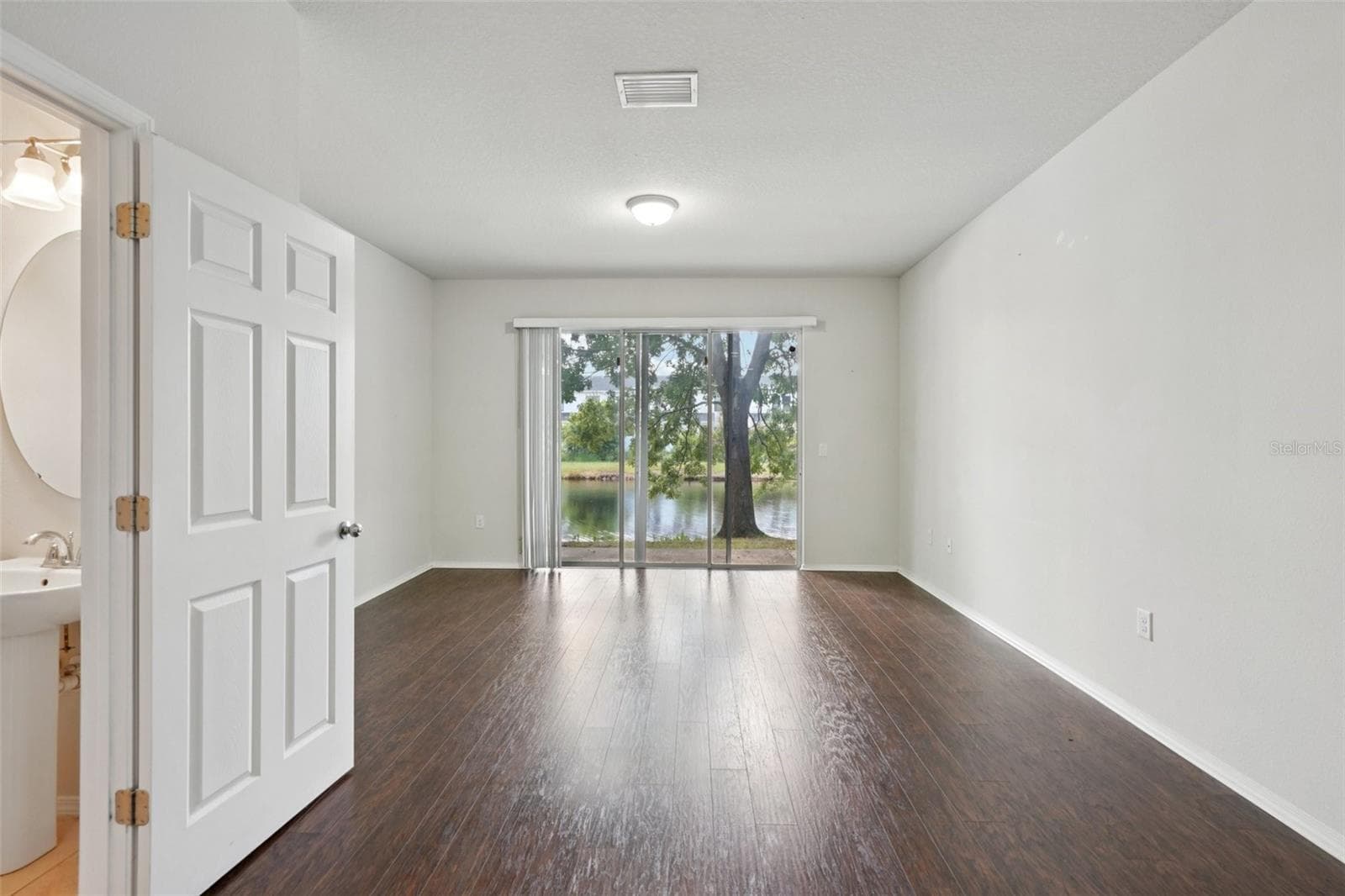 Townhouse at 4935 WHITE SANDERLING CT, TAMPA, photo 10 of 49