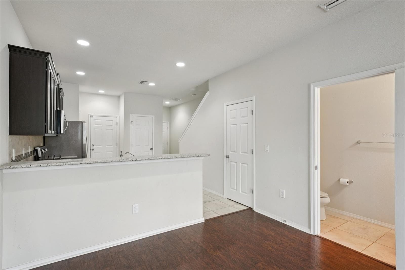 Townhouse at 4935 WHITE SANDERLING CT, TAMPA, photo 25 of 49