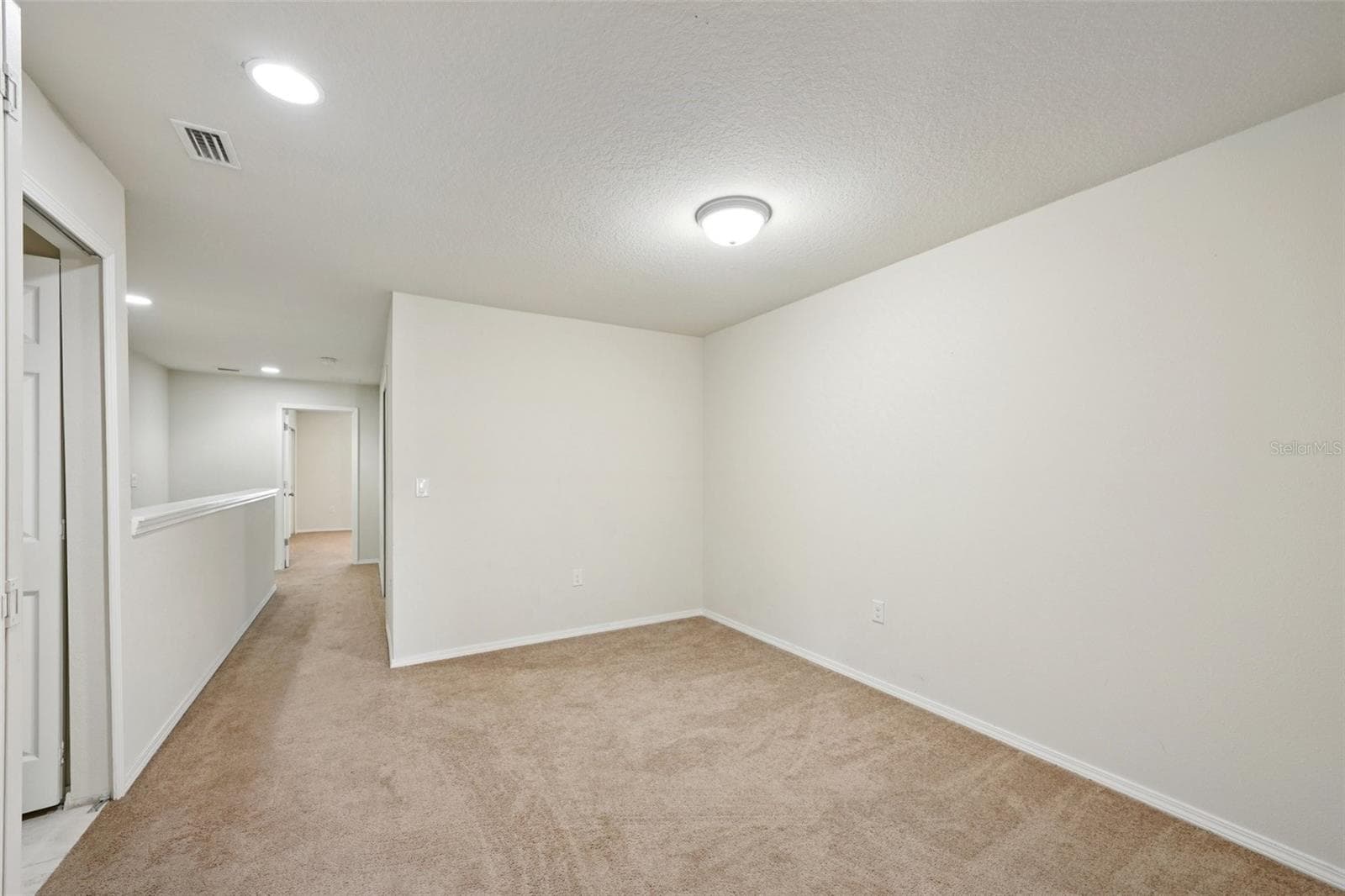 Townhouse at 4935 WHITE SANDERLING CT, TAMPA, photo 35 of 49