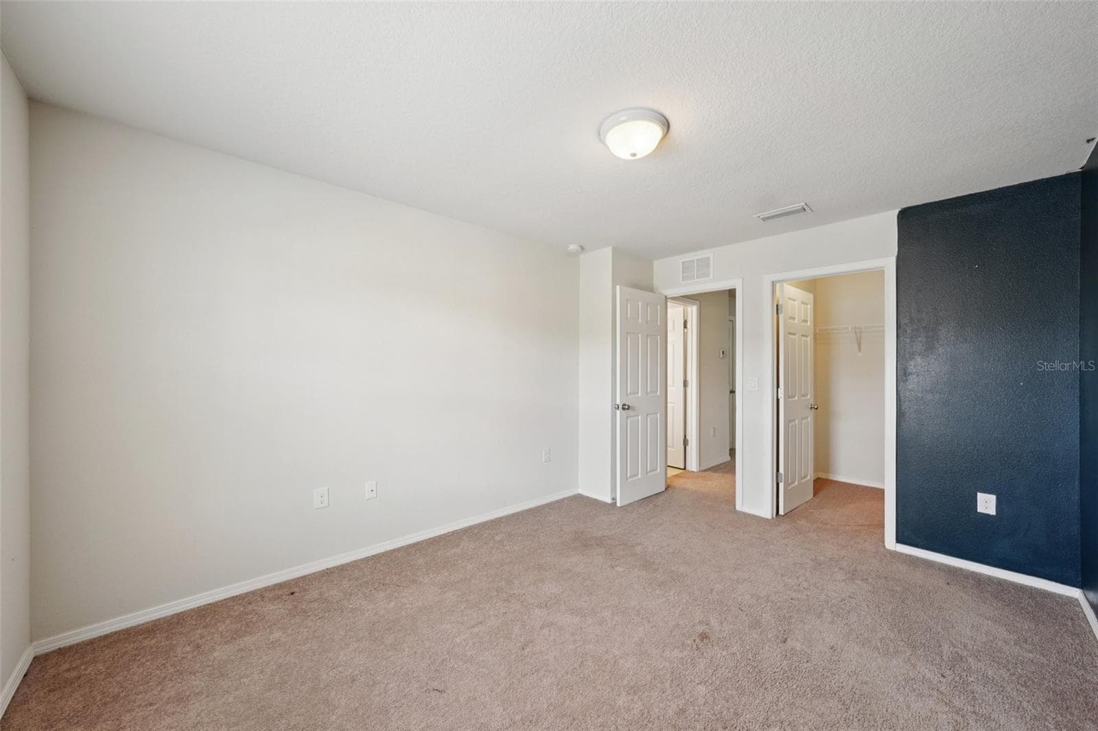 Townhouse at 4935 WHITE SANDERLING CT, TAMPA, photo 39 of 49