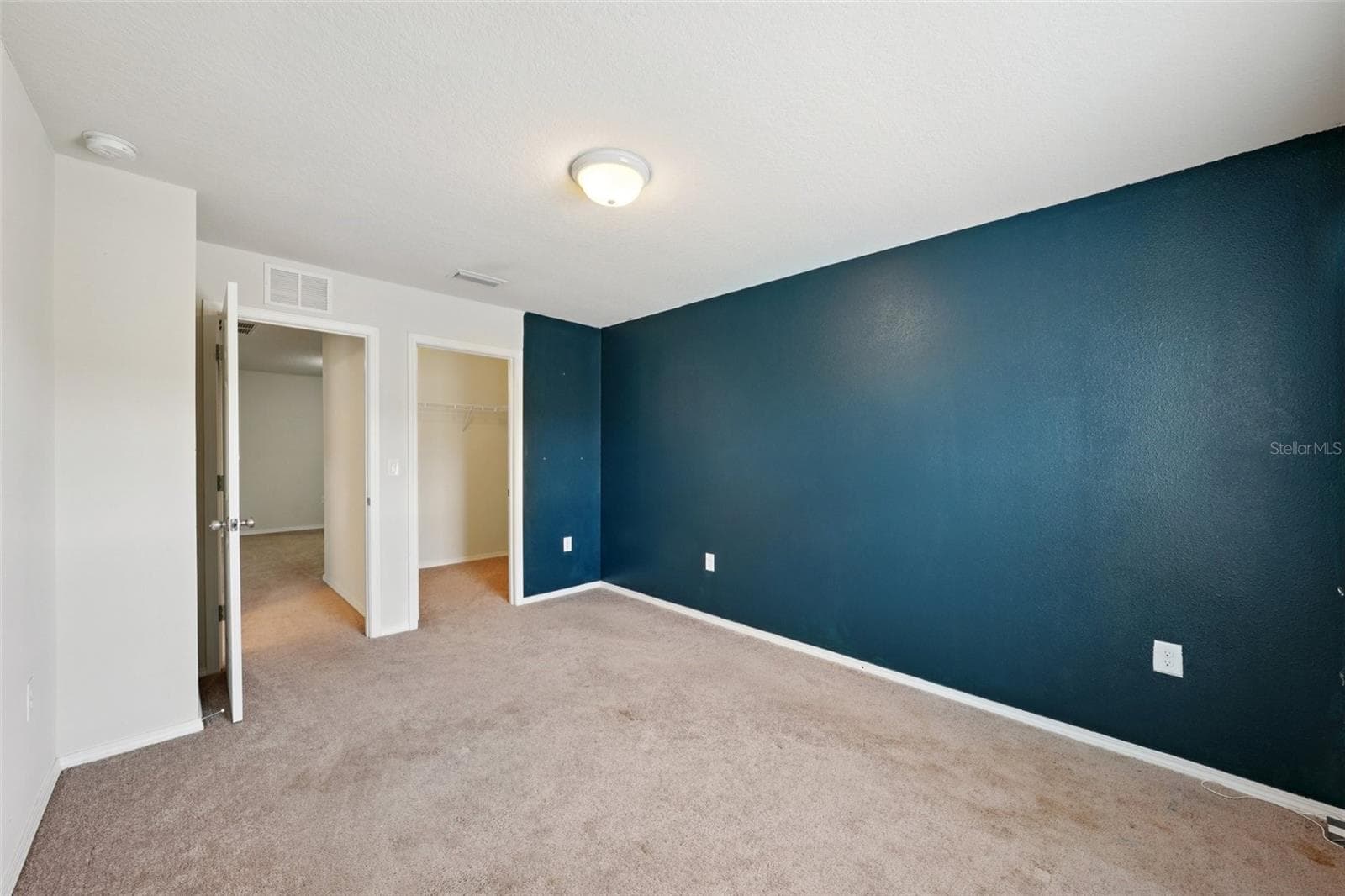 Townhouse at 4935 WHITE SANDERLING CT, TAMPA, photo 41 of 49