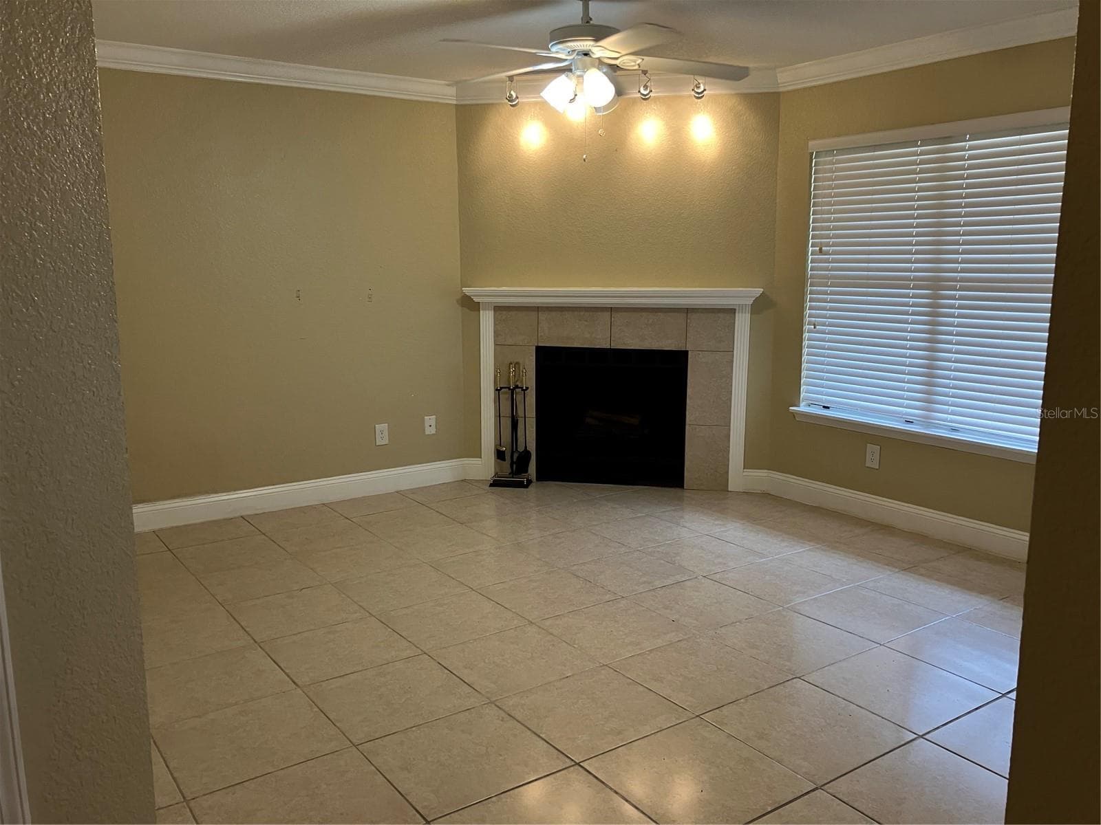 Wood burning fireplace - 922 SHORELINE CIR #na, PONTE VEDRA BEACH