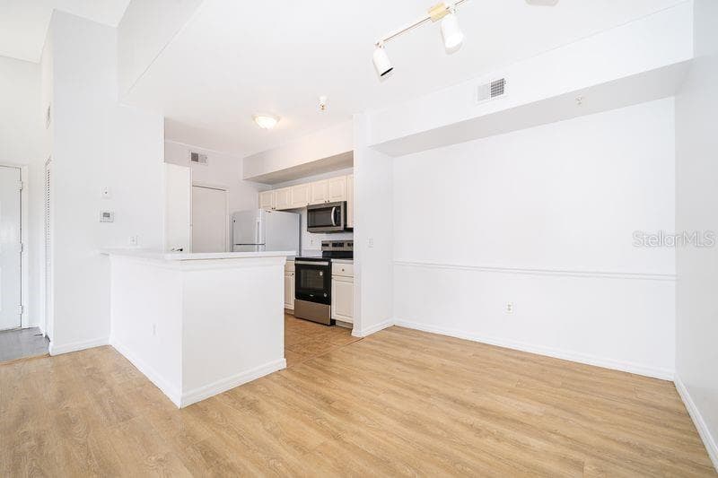 Condominium at 5548 METROWEST BLVD #306, ORLANDO, photo 15 of 39