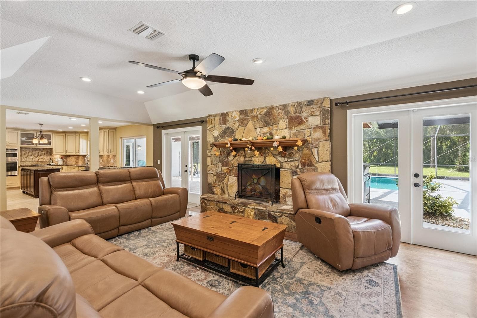 Single Family Residence at 1041 NORTHERN WAY, WINTER SPRINGS, photo 6 of 78