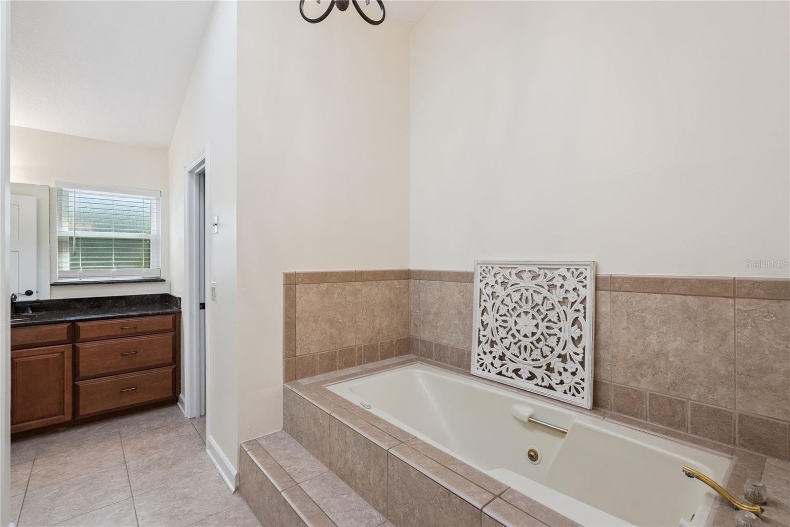 Primary Bathroom - 1041 NORTHERN WAY, WINTER SPRINGS