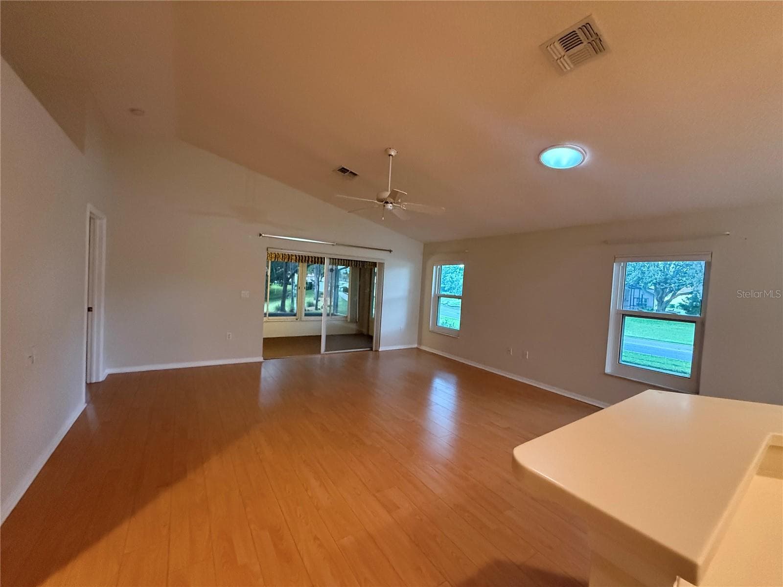 Single Family Residence at 265 CENTER OAK CIR, SPRING HILL, photo 6 of 67