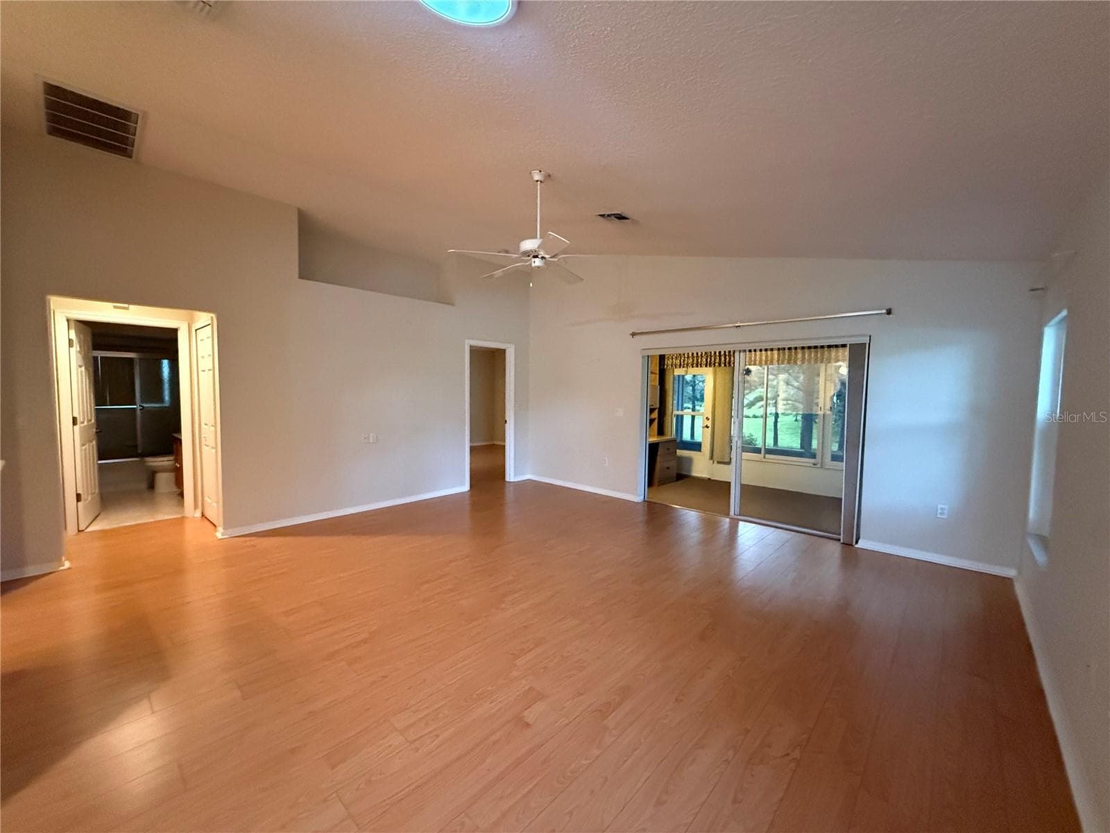 Single Family Residence at 265 CENTER OAK CIR, SPRING HILL, photo 7 of 67