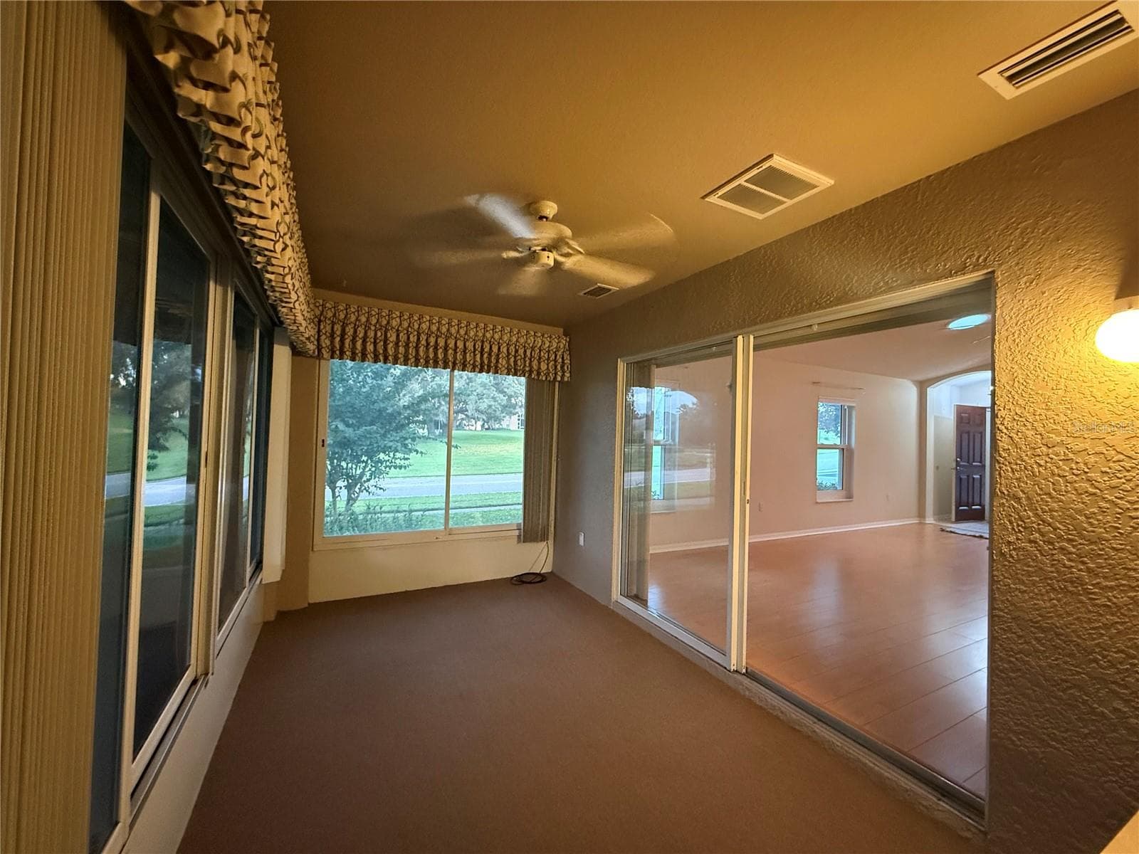 Single Family Residence at 265 CENTER OAK CIR, SPRING HILL, photo 12 of 67