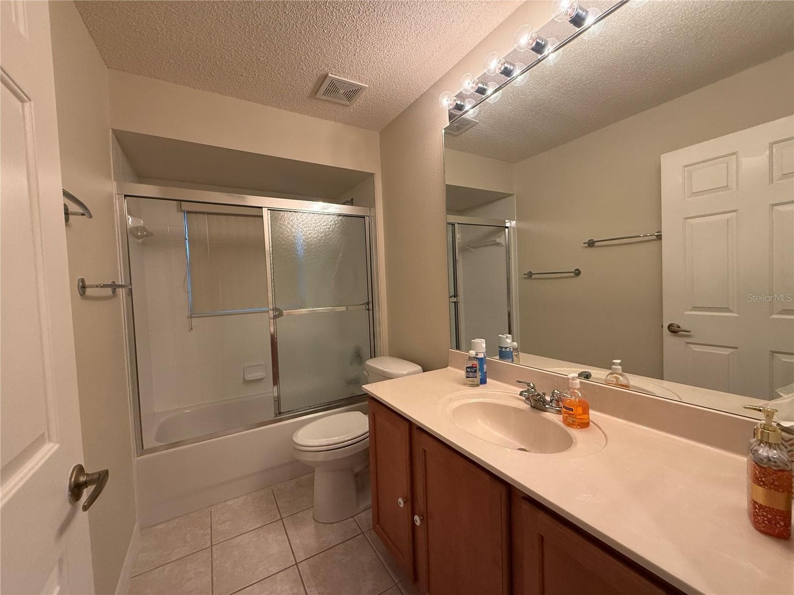 Single Family Residence at 265 CENTER OAK CIR, SPRING HILL, photo 31 of 67