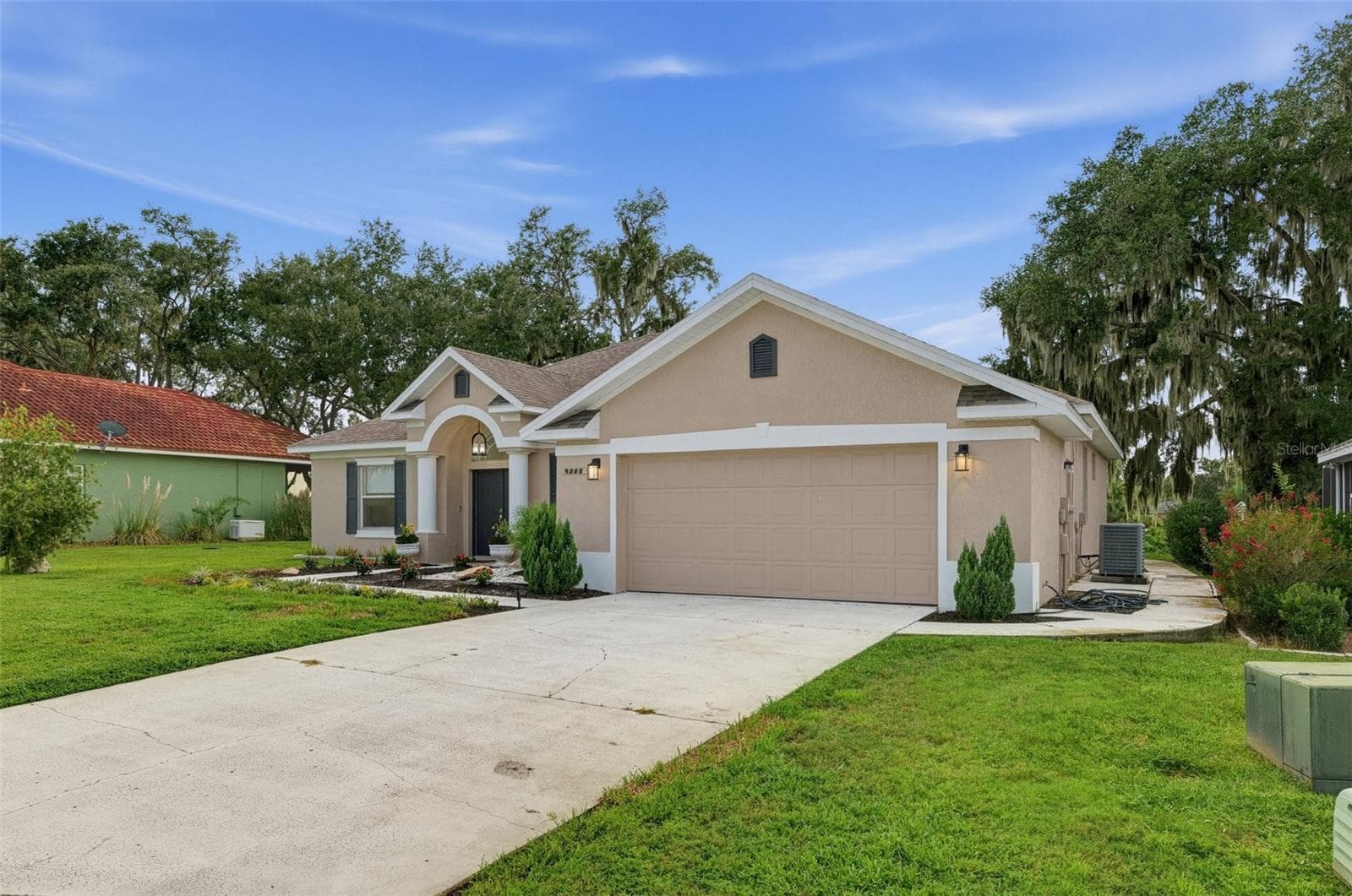 Single Family Residence at 4389 WINDING OAKS DR, MULBERRY, photo 7 of 38