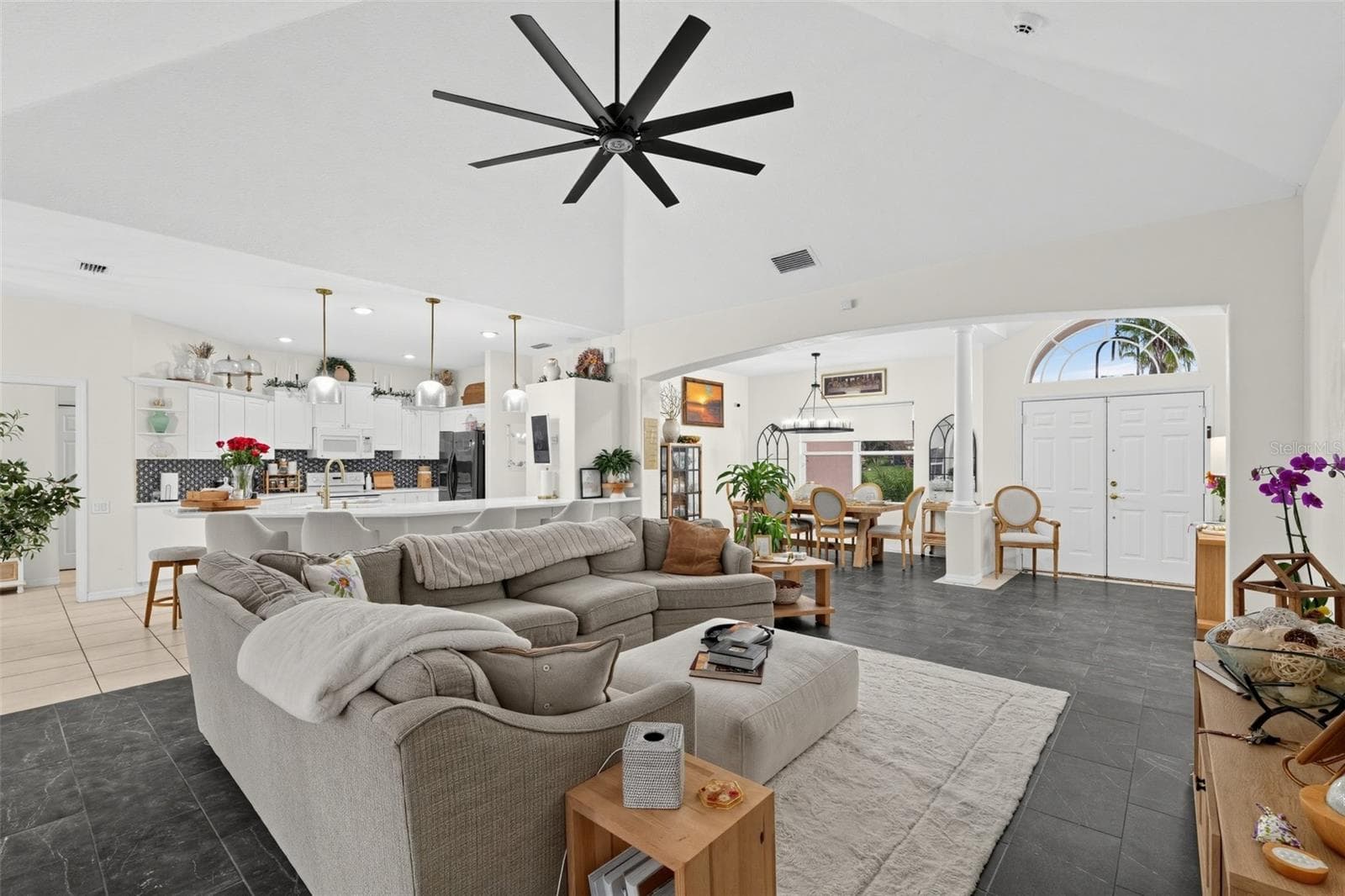 Single Family Residence at 4389 WINDING OAKS DR, MULBERRY, photo 13 of 38