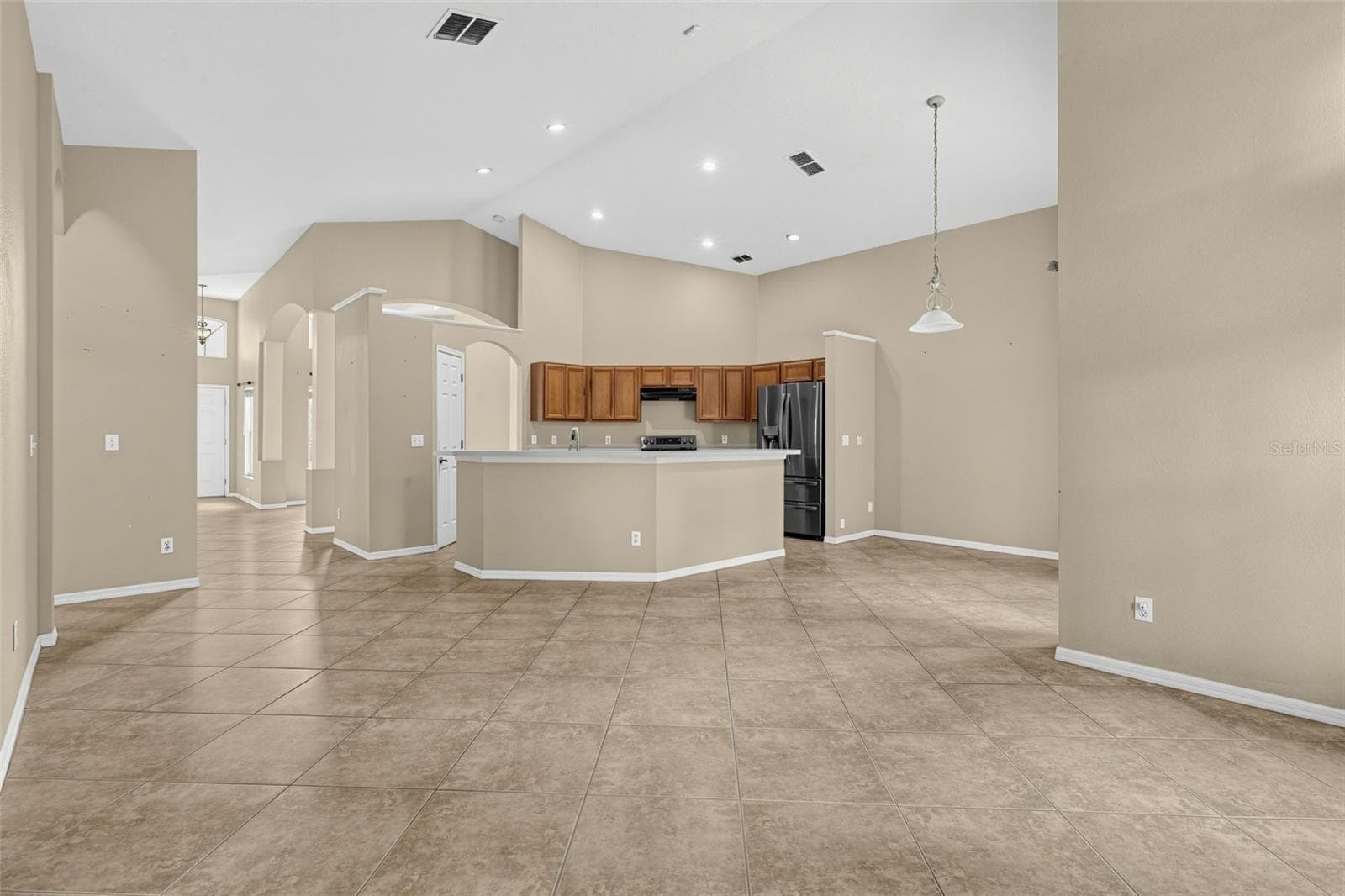 Single Family Residence at 2361 CIMMARON ASH WAY, APOPKA, photo 6 of 50