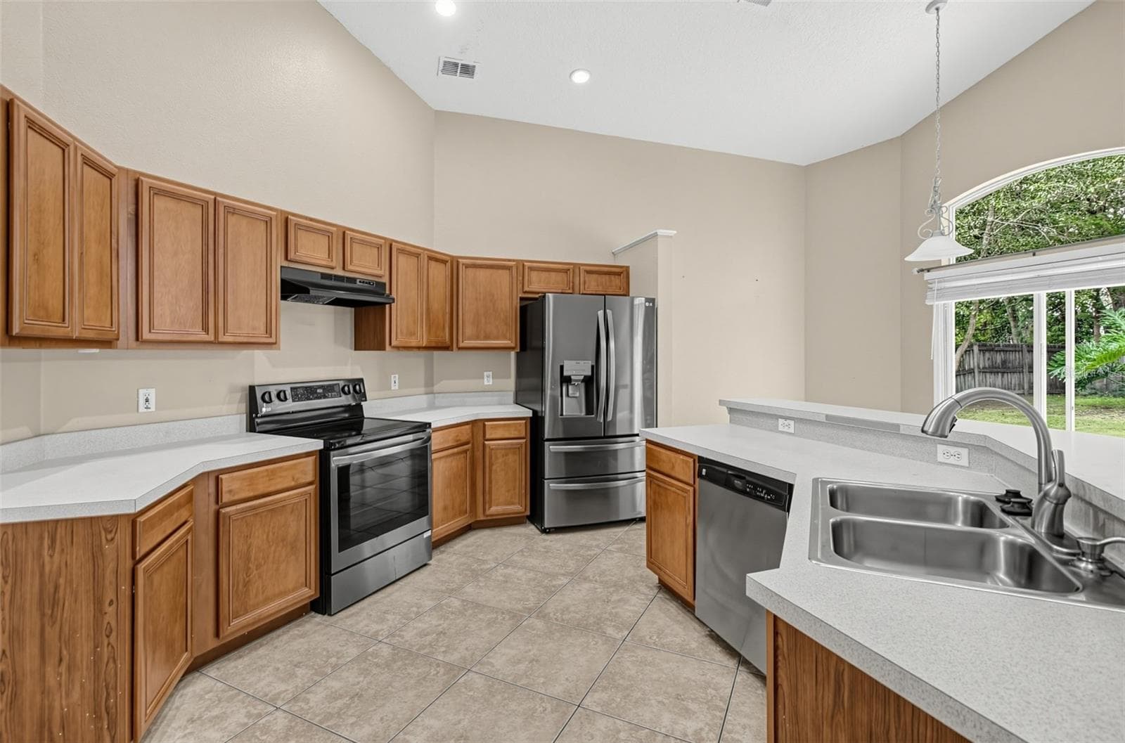 Single Family Residence at 2361 CIMMARON ASH WAY, APOPKA, photo 14 of 50