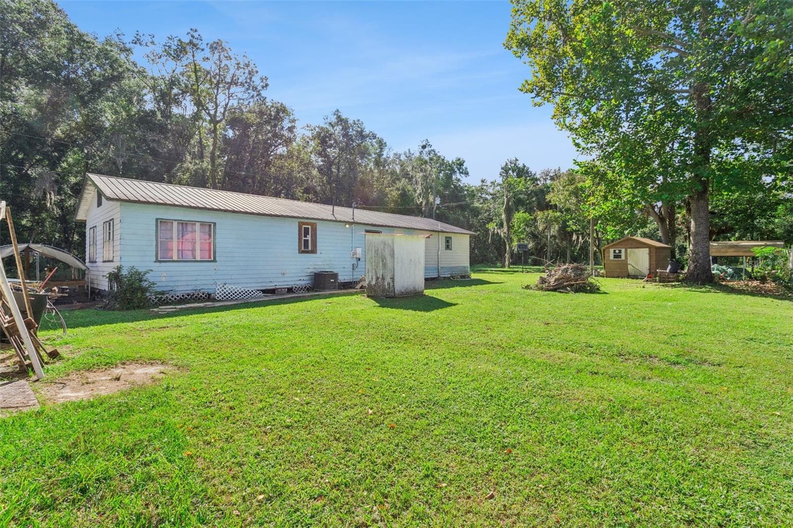 Single Family Residence at 54901 CEDAR CREST RD, ASTOR, photo 31 of 32