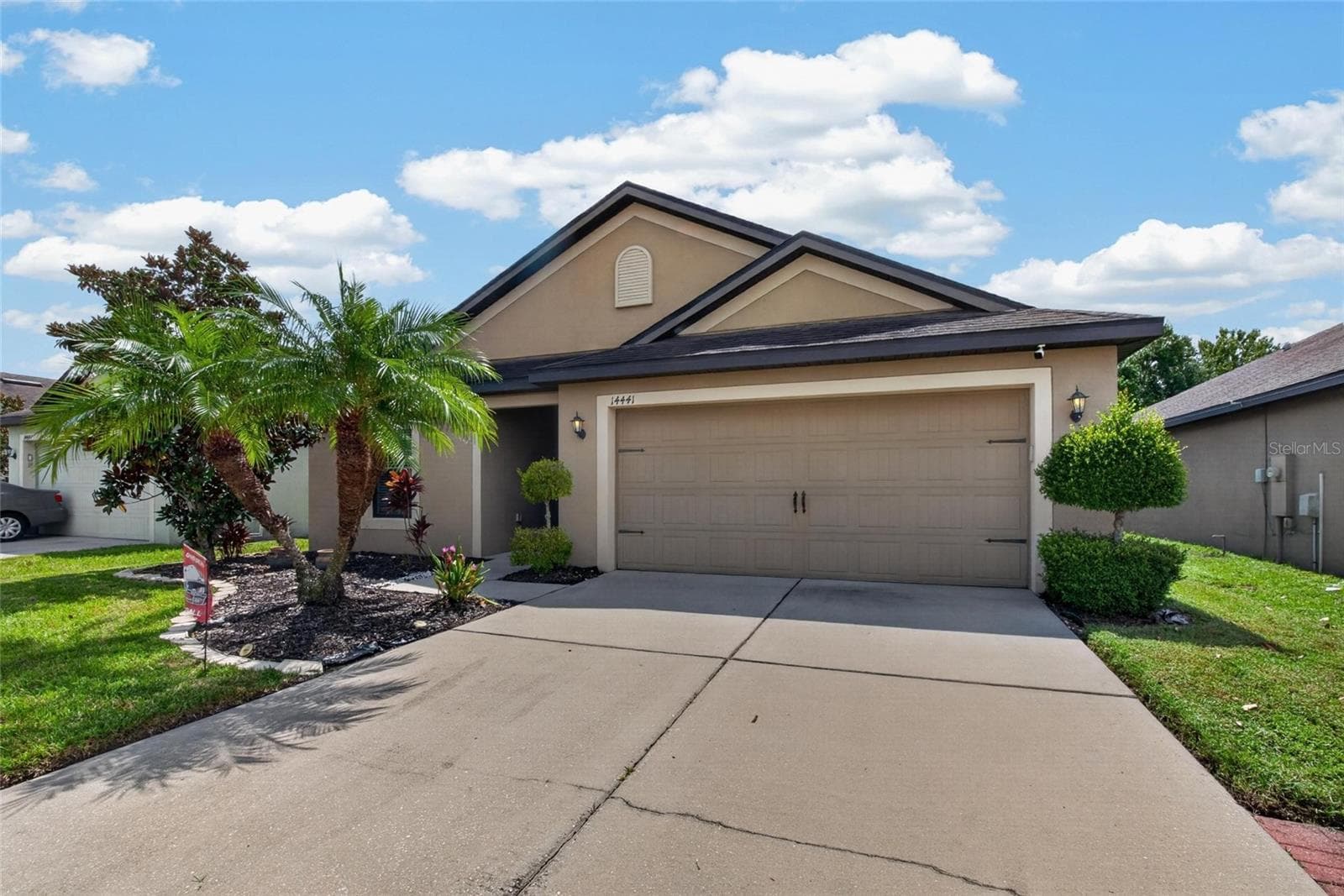 Single Family Residence at 14441 ALISTAR MANOR DR, WIMAUMA, photo 3 of 45