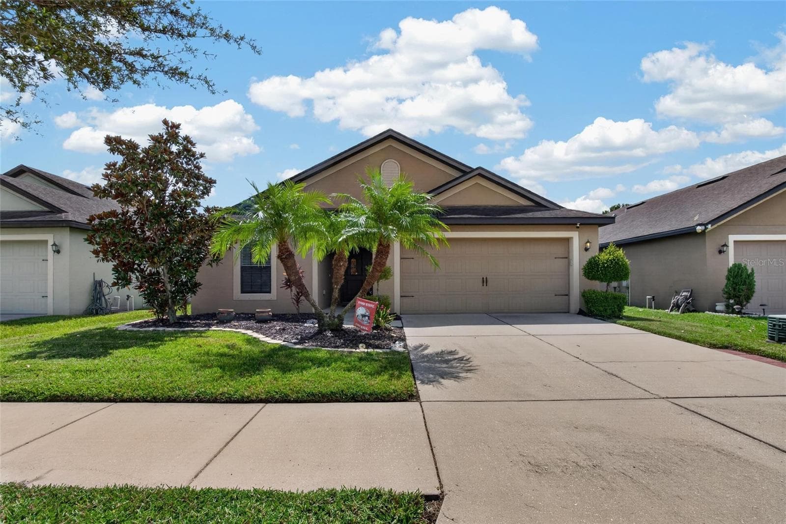 Single Family Residence at 14441 ALISTAR MANOR DR, WIMAUMA, photo 4 of 45