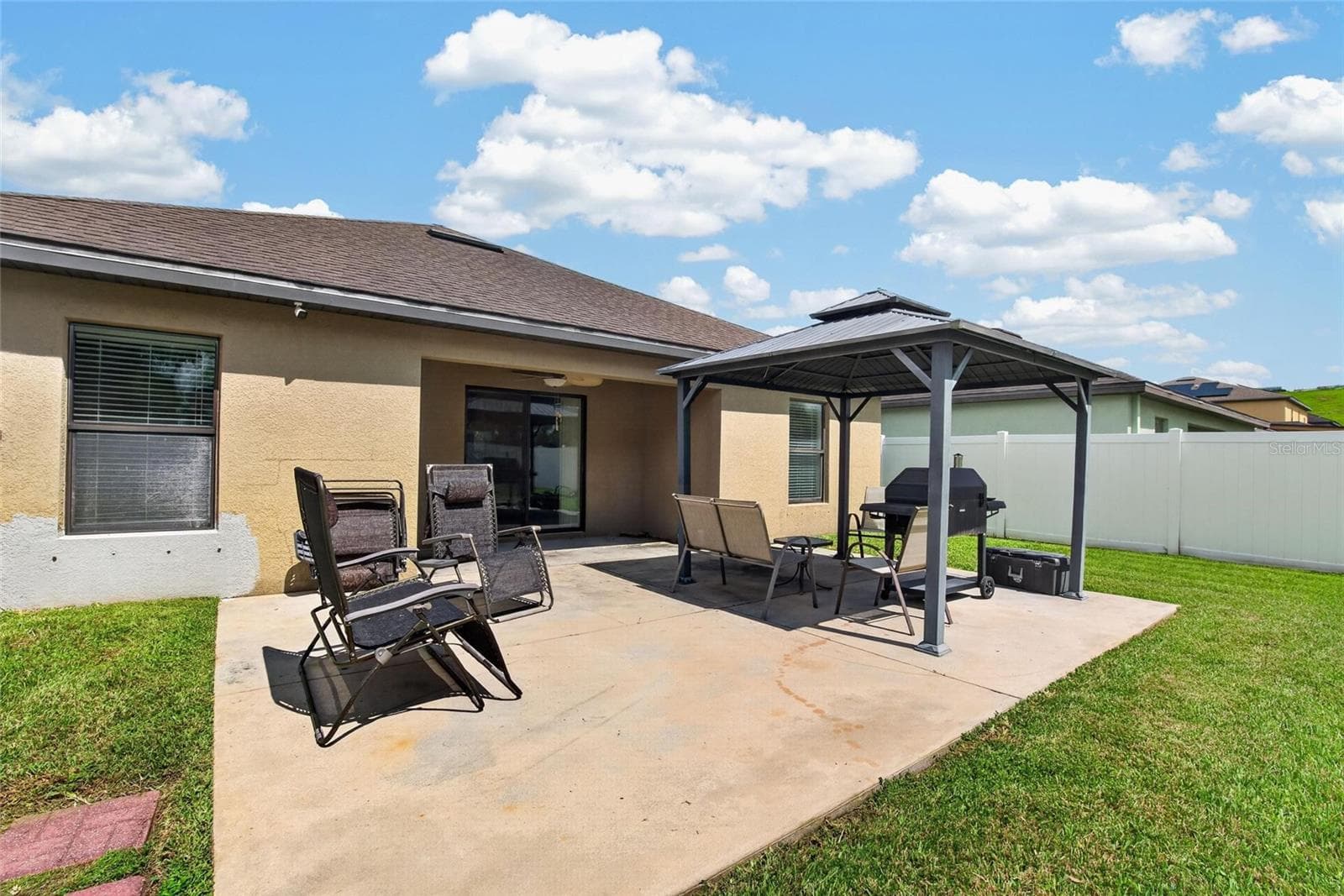 Single Family Residence at 14441 ALISTAR MANOR DR, WIMAUMA, photo 36 of 45