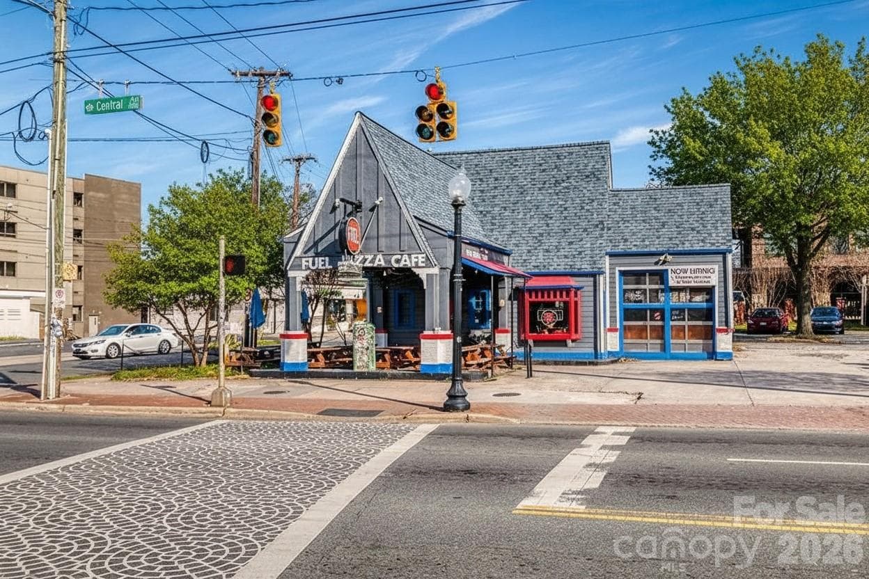 Just around the corner - 2844 Georgia Avenue, Charlotte