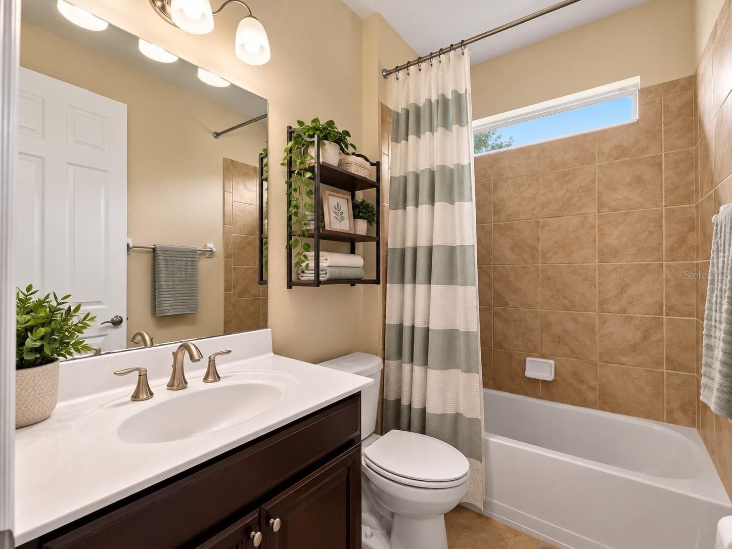 Single Family Residence at 8938 PEREGRINE WAY, NORTH PORT, photo 21 of 57