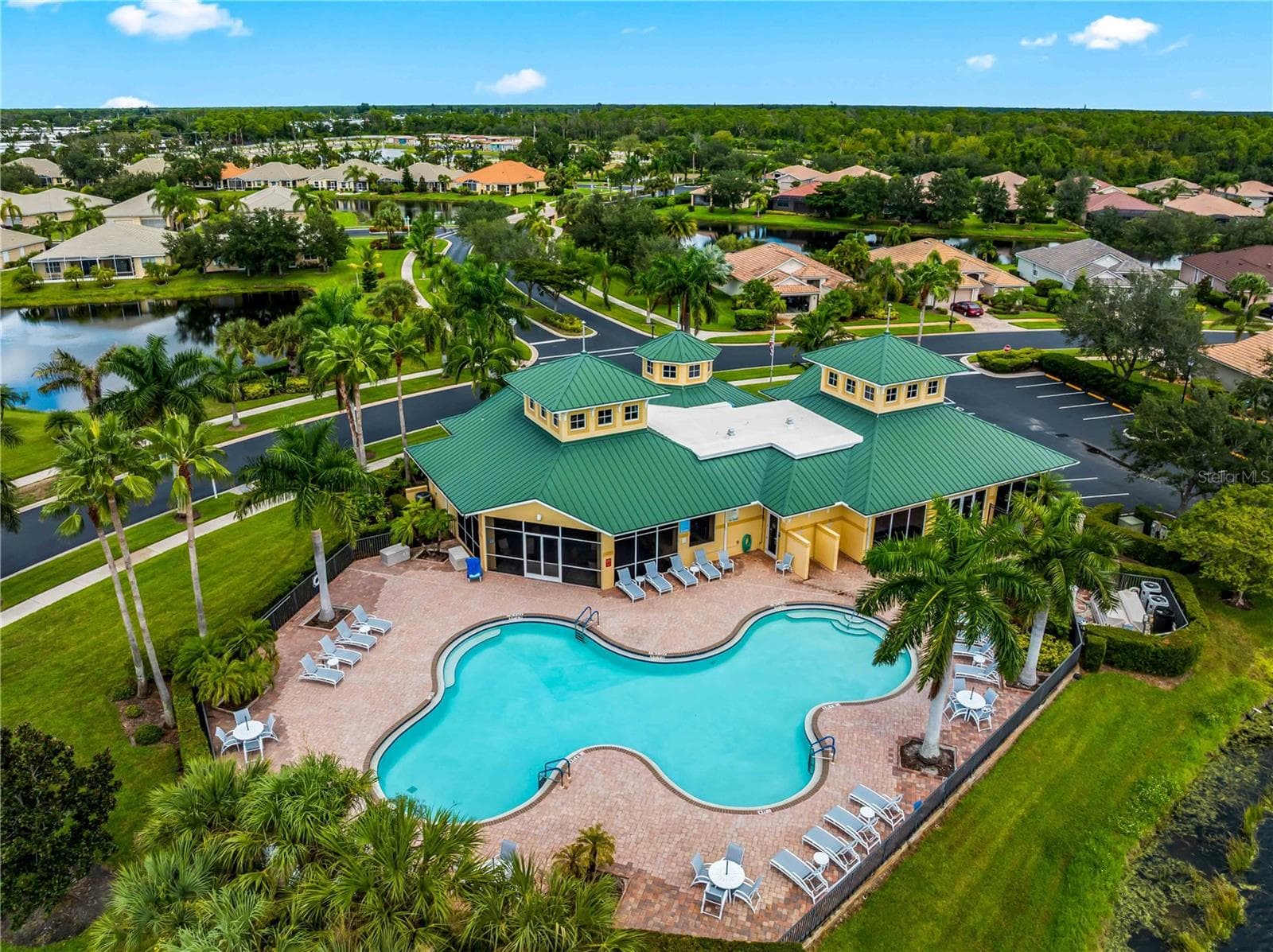Single Family Residence at 8938 PEREGRINE WAY, NORTH PORT, photo 42 of 57