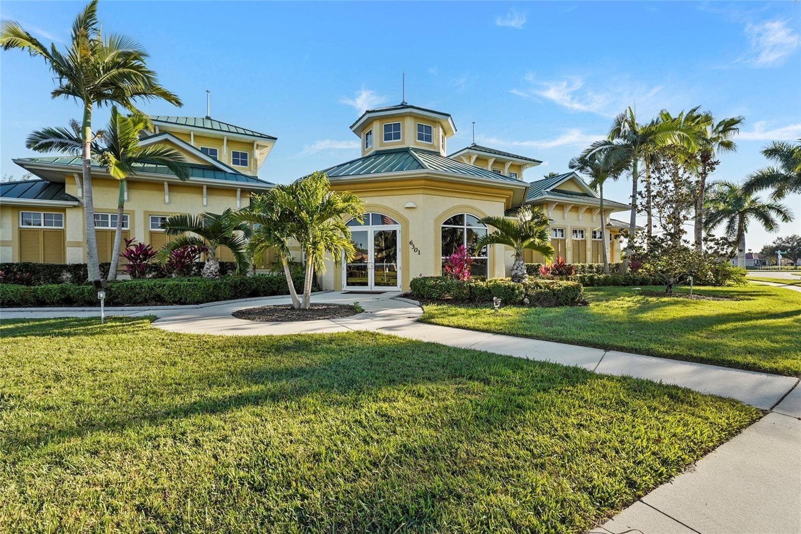 Single Family Residence at 8938 PEREGRINE WAY, NORTH PORT, photo 47 of 57