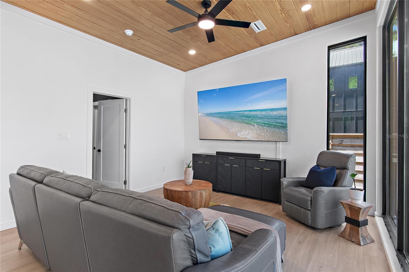 Single Family Residence at 168 LONG LEAF CIR, SANTA ROSA BEACH, photo 20 of 57