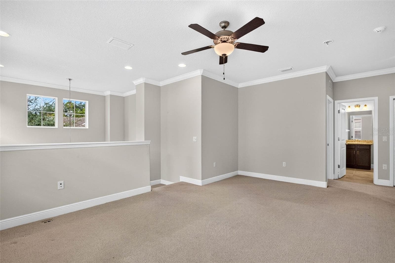 upstairs loft - 14619 ROCKY BROOK DR, TAMPA