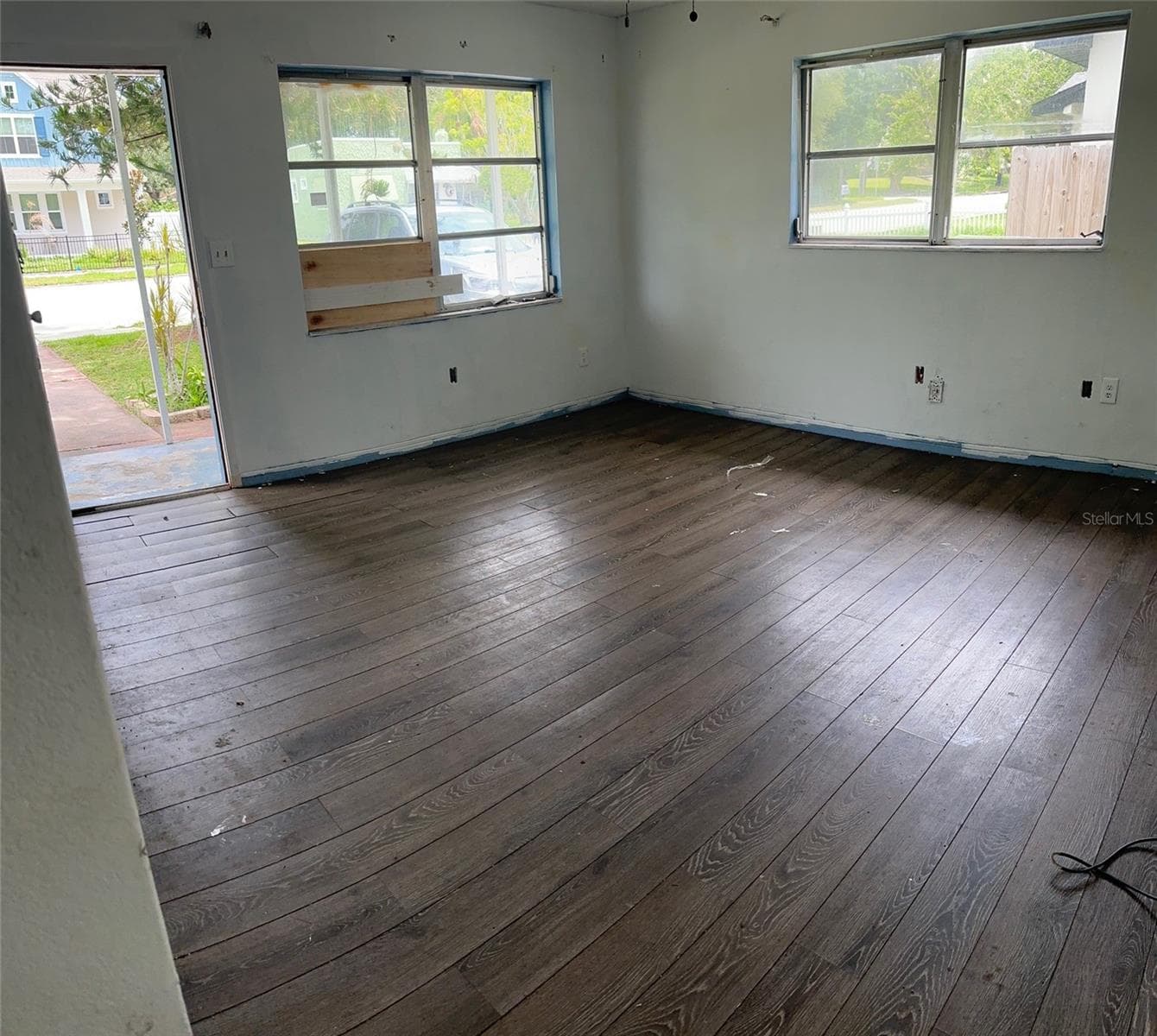 Living Room - 5234 9TH AVE N, ST PETERSBURG