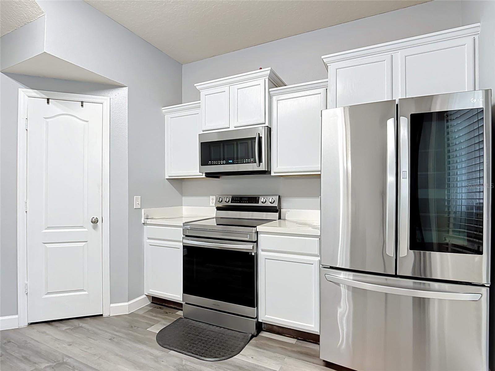 Townhouse at 2431 GRASMERE VIEW PKWY N, KISSIMMEE, photo 13 of 51