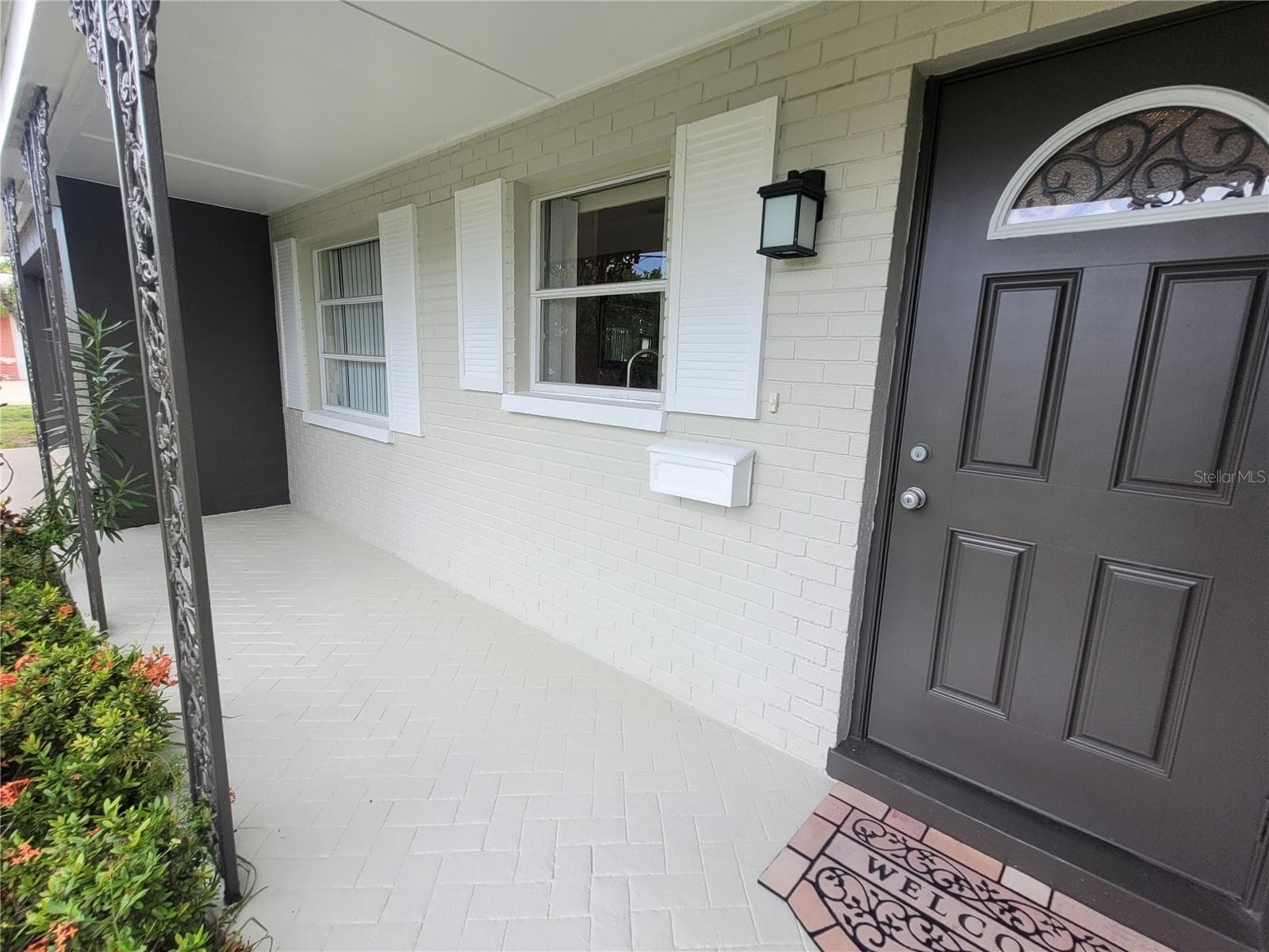 Single Family Residence at 137 MIDWAY IS, CLEARWATER, photo 2 of 27