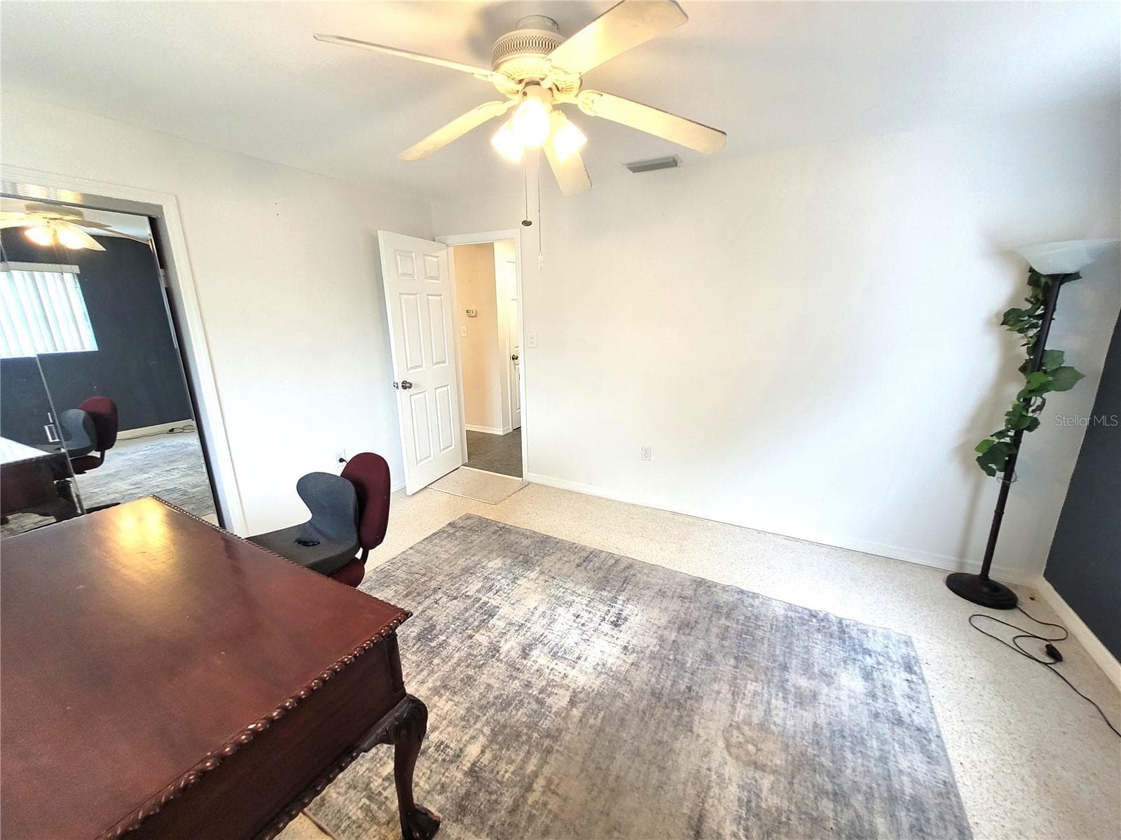 Single Family Residence at 137 MIDWAY IS, CLEARWATER, photo 8 of 27