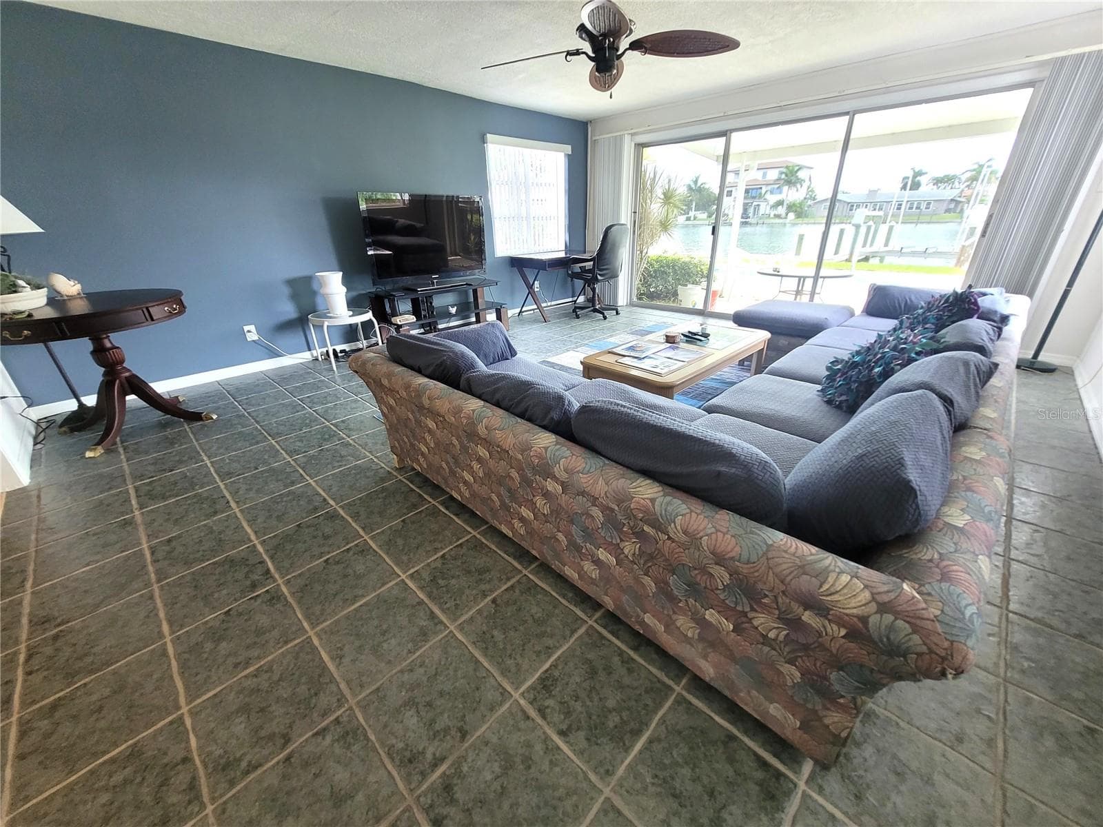 Single Family Residence at 137 MIDWAY IS, CLEARWATER, photo 14 of 27