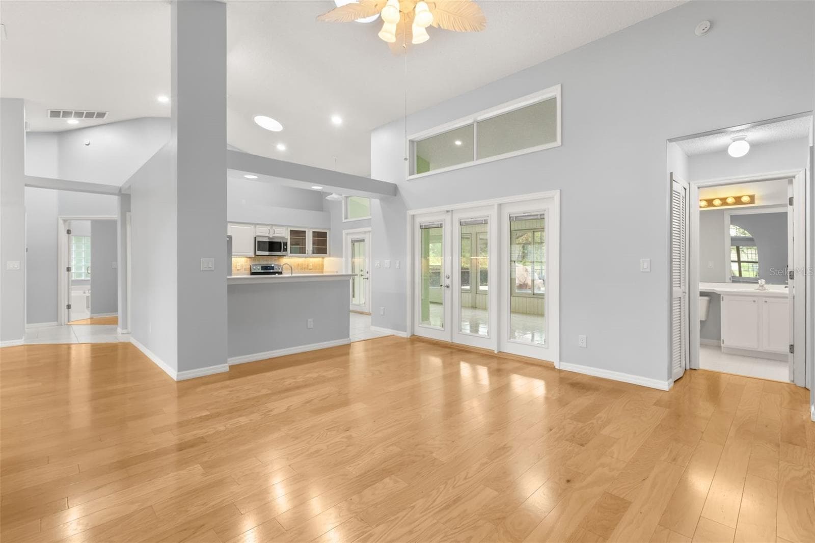 Single Family Residence at 13560 DORNOCH DR, ORLANDO, photo 18 of 34