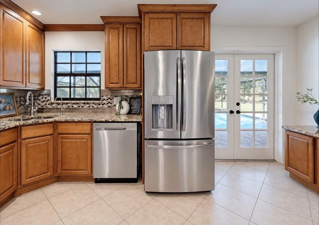 Single Family Residence at 2818 SPRINGDELL CIR, VALRICO, photo 11 of 71