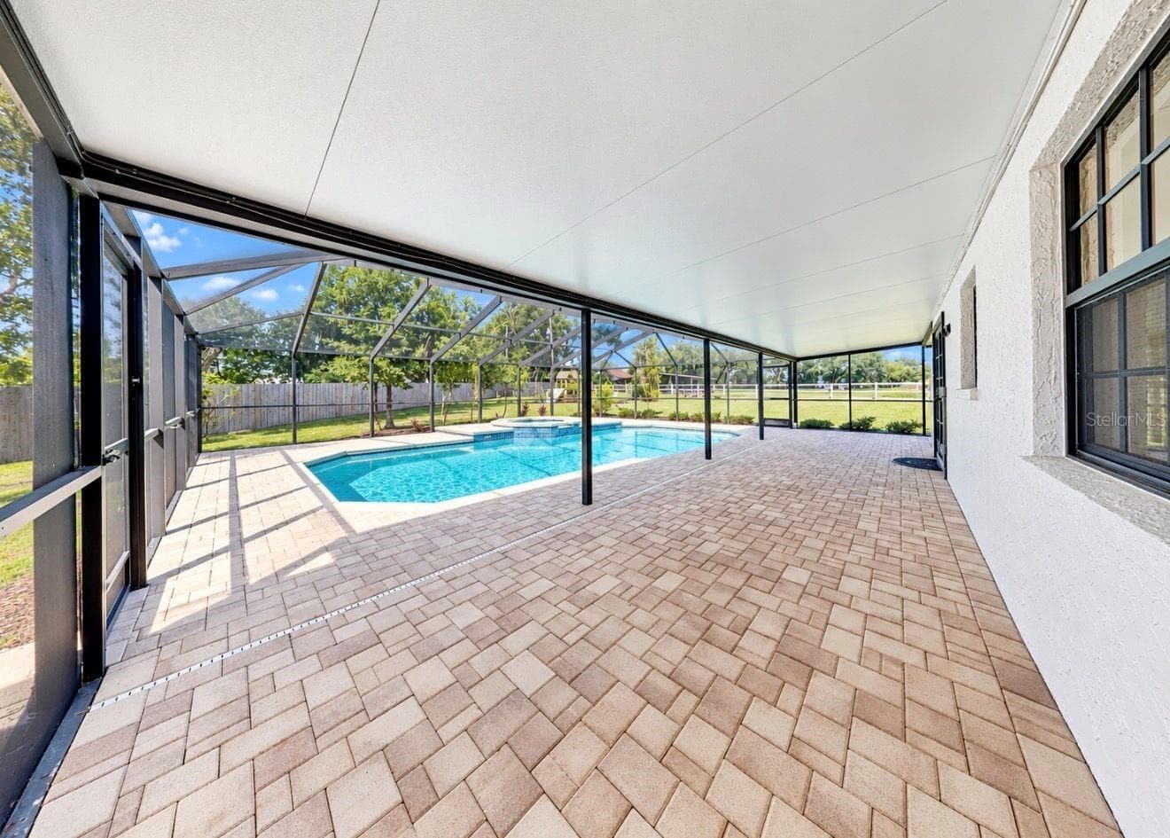 Single Family Residence at 2818 SPRINGDELL CIR, VALRICO, photo 52 of 71