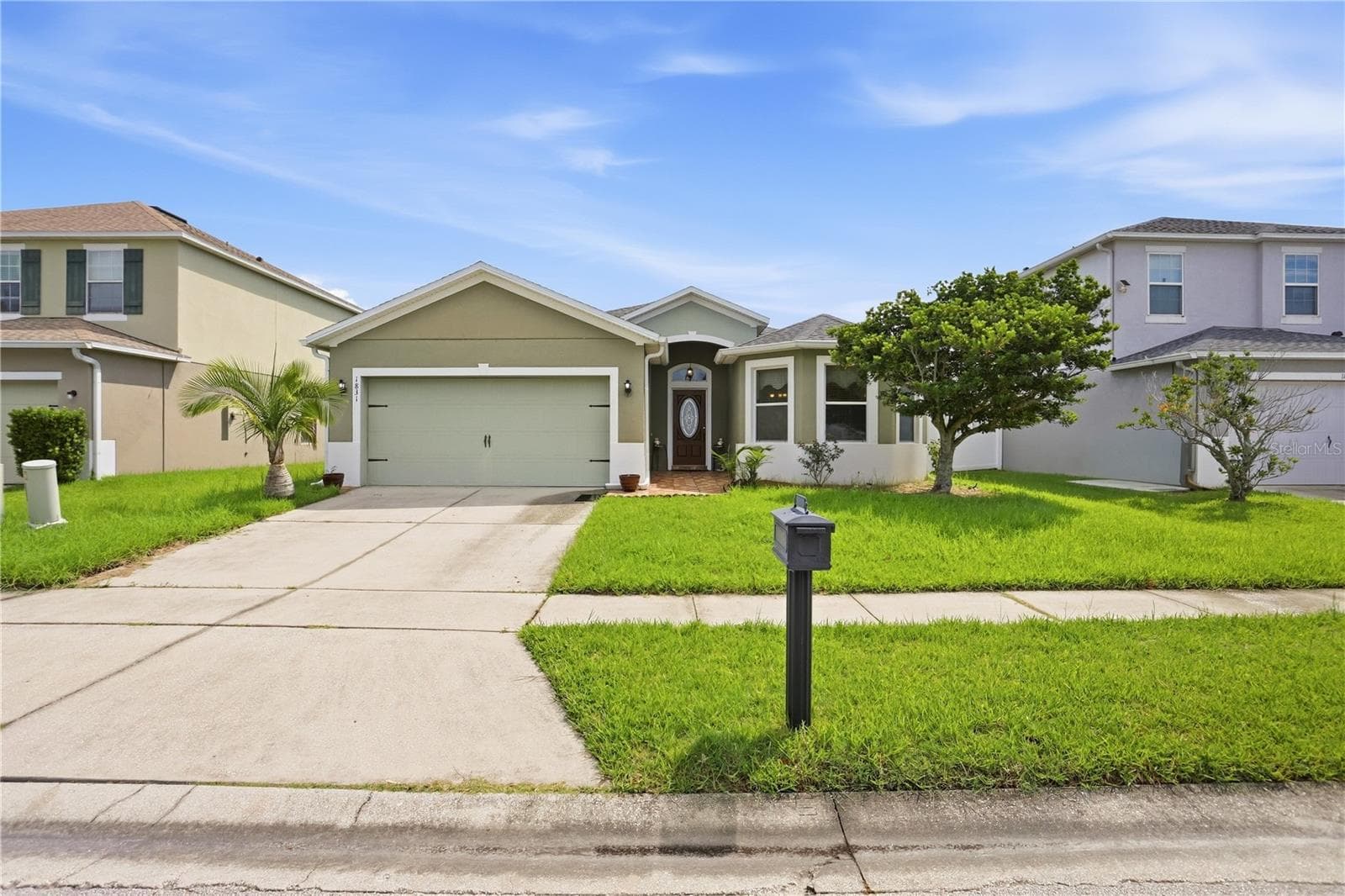 1831 BETSY ROSS LN