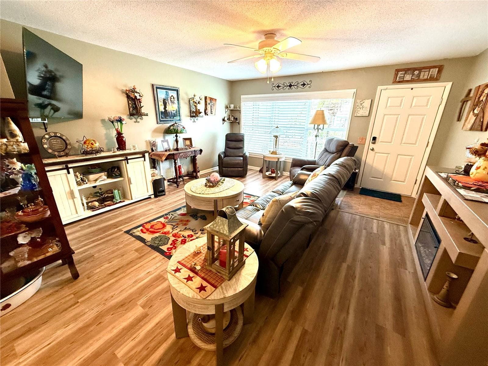 Single Family Residence at 400 BAYOU RD, WINTER HAVEN, photo 10 of 72