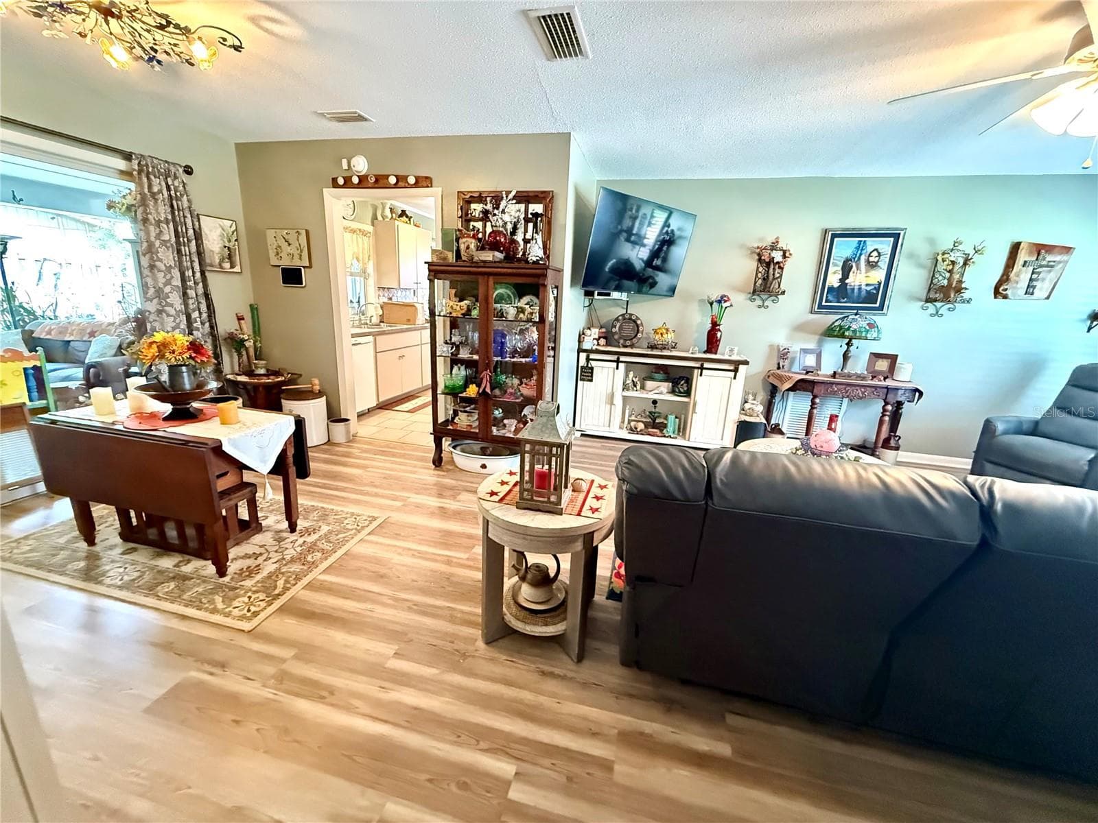 Single Family Residence at 400 BAYOU RD, WINTER HAVEN, photo 13 of 72