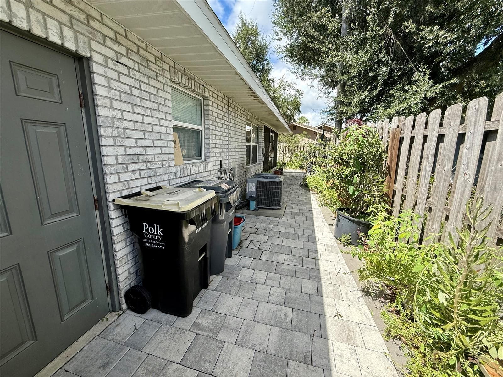 Single Family Residence at 400 BAYOU RD, WINTER HAVEN, photo 38 of 72