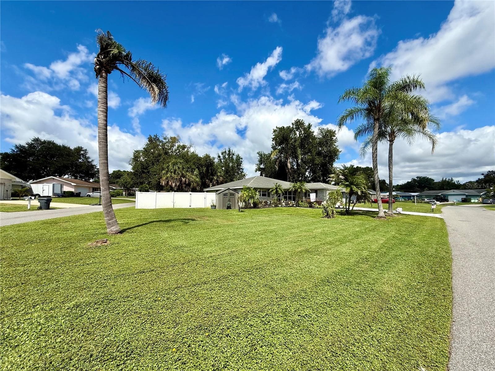 Single Family Residence at 400 BAYOU RD, WINTER HAVEN, photo 49 of 72